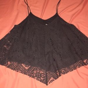 Cropped lace tank top